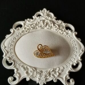 [FAC / BUTLER] Glitzy Leaf Earring/Brooch